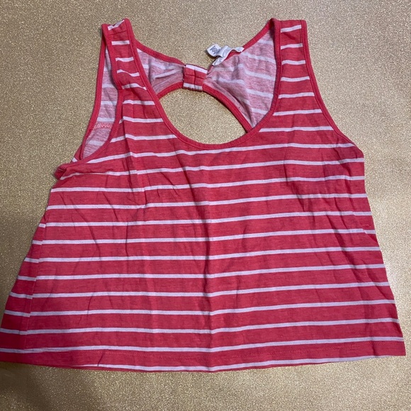 White & Pink Striped Cropped Tank Top With Bow Detailing In The Back - Picture 2 of 3